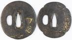 Twee ijzeren tsuba's, Japan, 19e eeuw. naga-maru-gata, Ophalen of Verzenden, Overige soorten, Azië, Zwaard of Sabel