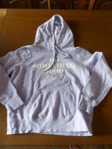 diversen hoodies / truien maat M beschikbaar voor biedingen