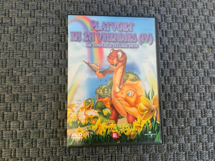 DVD - Platvoet en zijn vriedjes 4 de onvergetelijke Reis, Cd's en Dvd's, Dvd's | Tekenfilms en Animatie, Zo goed als nieuw, Europees