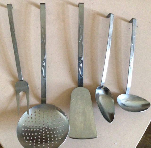 G Sola Z, 5 opscheplepels, vintage, bloemenserie, Huis en Inrichting, Keuken | Bestek, Gebruikt, Los bestek, Rvs of Chroom, Vaatwasserbestendig