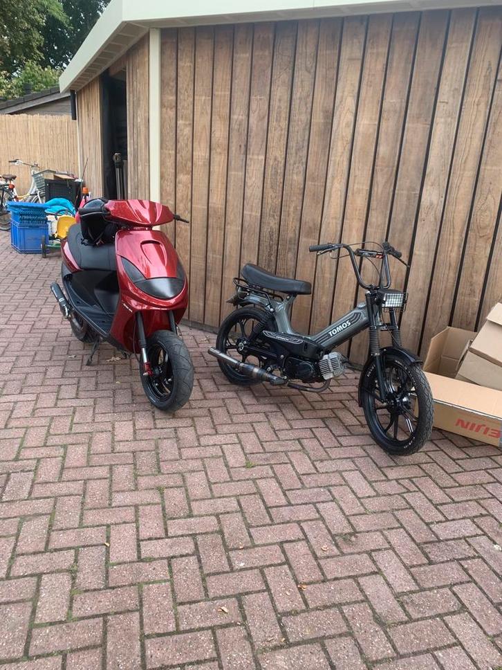 100cc vivacity motorscooter, Fietsen en Brommers, Snorfietsen en Snorscooters, Zo goed als nieuw, Peugeot, Benzine, Ophalen