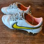 Nike Tiempo voetbalschoenen maat 38 (24 cm), Maat XS of kleiner, Ophalen of Verzenden, Gebruikt, Schoenen