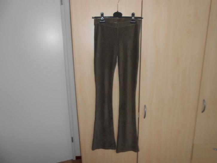 Groene flare broek maat 176 van Cars Jeans, Kinderen en Baby's, Kinderkleding | Maat 176, Gebruikt, Meisje, Broek, Ophalen of Verzenden