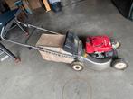 Honda Grasmaaier - nieuwe bougie in en dan loopt hij weer, Tuin en Terras, Grasmaaiers, Cirkelmaaier, Gebruikt, Ophalen of Verzenden