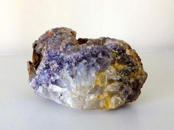 Mineraal stuk paars amethyst met kwarts Duitsland 982-m beschikbaar voor biedingen