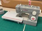 Singer Heavy Duty 4432 incl. verlengtafel, Hobby en Vrije tijd, Naaimachines en Toebehoren, Ophalen of Verzenden, Zo goed als nieuw