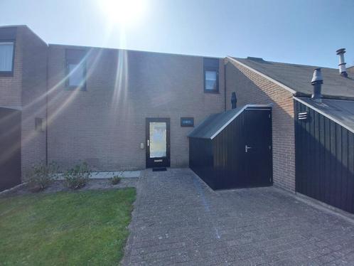 vakantiewoning te huur in Burgh-Haamstede, Vakantie, Vakantiehuizen | Nederland, Zeeland, Overige typen, Dorp, Aan zee, 2 slaapkamers