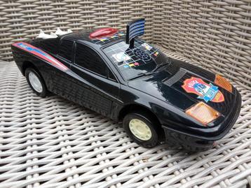 Vintage politie speelgoedauto  beschikbaar voor biedingen