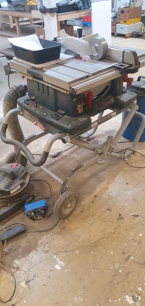 Tafelzaag - Bosch GTS 10 XC met verrijdbaar onderstel, Doe-het-zelf en Verbouw, Gereedschap | Zaagmachines, Gebruikt, Cirkelzaag