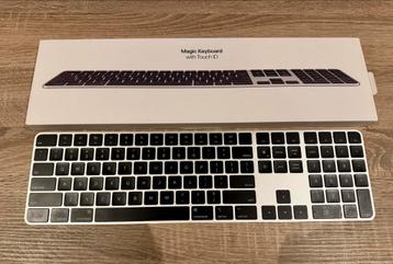 [SOLD] Apple Magic Keyboard beschikbaar voor biedingen