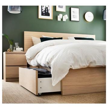 IKEA MALM bedframe in lichtgekleurd hout - afbeelding 1
