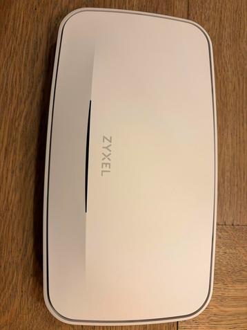 Zyxel WAX640S-6E AP + TP-Link TL-SG1005P PoE Switch beschikbaar voor biedingen