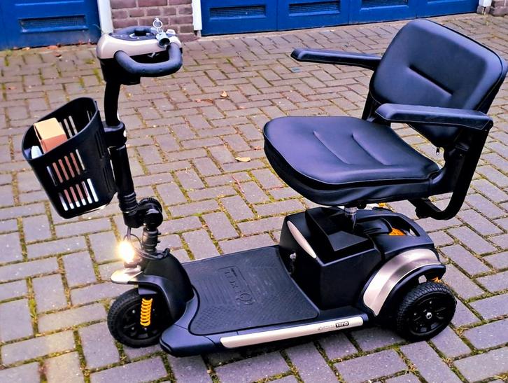 Opvouwbare Scootmobiel 2023 Excel 2 x gebruikt als nieuw, Diversen, Looprekken, Nieuw, Ophalen