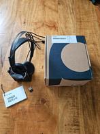 Poly Voyager Focus 2 met standaard, Computers en Software, Headsets, Poly (Plantronics), Ophalen of Verzenden, Zo goed als nieuw