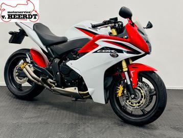 HONDA CBR 600 F C-ABS (bj 2011) 11,598 km beschikbaar voor biedingen