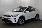 Kia Stonic 1.0 T-GDi MHEV DynamicPlusLine (bj 2025), Voorwielaandrijving, Gebruikt, Adaptive Cruise Control, Wit