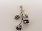 Zilveren Teka hanger roosjes                             Z47