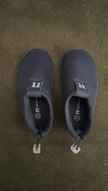 Waterschoenen kind maat 24 beschikbaar voor biedingen