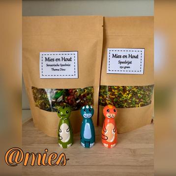 Sensorische speelset Dinosaurus incl pegdolls beschikbaar voor biedingen