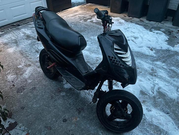 Toffe peugeot speedfight 2, Fietsen en Brommers, Scooters | Peugeot, Zo goed als nieuw, Speedfight, Tweetakt, Ophalen