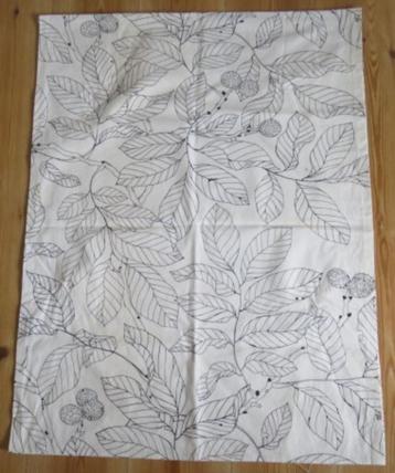 Lap Ikea stof 2004, design Maria Åström, wit met bladeren beschikbaar voor biedingen