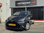 Toyota Aygo 1.0 VVT-i x-play | CRUISE | CAMERA | AIRCO |, Voorwielaandrijving, Euro 5, Gebruikt, 4 stoelen