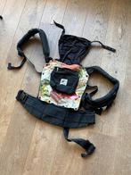 Ergo baby carier zwart en bloemen limited editie, Kinderen en Baby's, Babydragers en Draagdoeken, Overige merken, Gebruikt, Buik of Rug