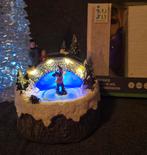 Kerstdorp schaatsbaan (intratuin) - inclusief doos, Diversen, Kerst, Ophalen of Verzenden, Zo goed als nieuw