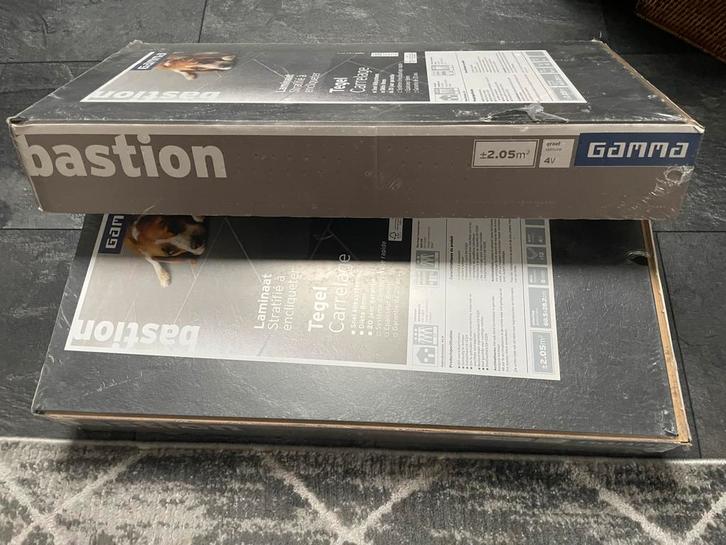 Tegel Laminaat - Bastion Gamma, Doe-het-zelf en Verbouw, Vloerdelen en Plavuizen, Zo goed als nieuw, Laminaat, Kunststof, 50 tot 150 cm