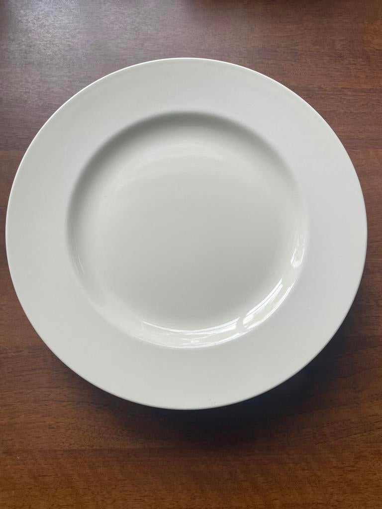 Wedgwood PLAIN IVORY dinerborden, Huis en Inrichting, Keuken | Servies, Zo goed als nieuw, Bord(en), Wedgwood, Porselein, Ophalen of Verzenden