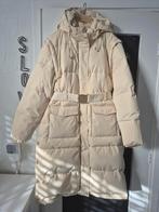 Nikkie Lange Gewatteerde Jas - Maat 42, Beige, Maat 42/44 (L), Ophalen of Verzenden, Zo goed als nieuw