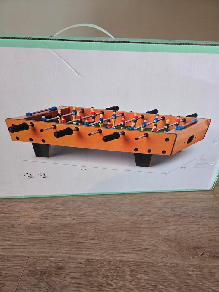 Kleine Voetbaltafel - Plezier voor Jong en Oud!, Kinderen en Baby's, Speelgoed | Voetbaltafels, Ophalen of Verzenden
