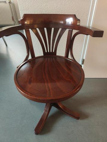 Zeer oude "Thonet" buro stoel  ??? beschikbaar voor biedingen