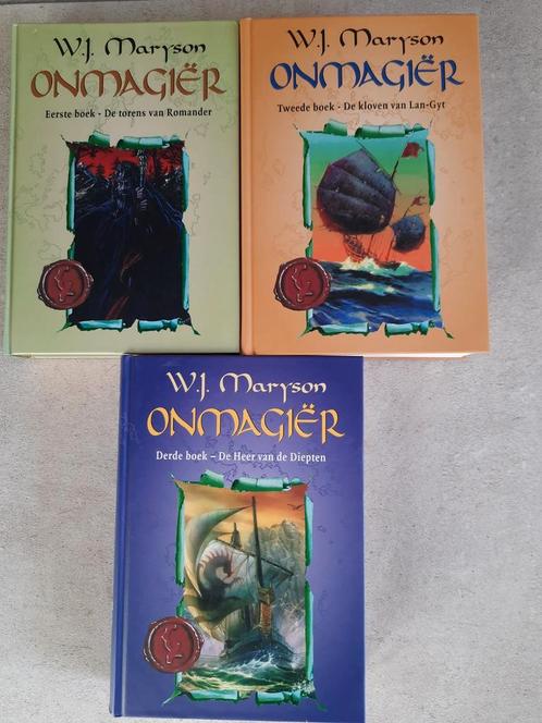 Complete serie Onmagier - W.J. Maryson, Boeken, Fantasy, Zo goed als nieuw, Ophalen of Verzenden