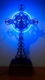 Stoer Gietijzeren kruis neon voor mancave horeca, tattooshop, Huis en Inrichting, Woonaccessoires | Overige, Ophalen, Zo goed als nieuw