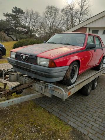 Alfa 75  onderdelen  beschikbaar voor biedingen
