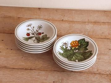 Schaaltjes, IKEA Marguerite Walfridsson, Vintage 1970, zgan  beschikbaar voor biedingen