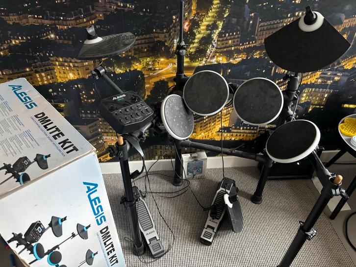 Elektronisch drumstel Alesis DM Lite Kit - Compleet, Muziek en Instrumenten, Drumstellen en Slagwerk, Gebruikt, Overige merken