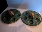 Twee vintage escargot borden/ schalen, Huis en Inrichting, Ophalen of Verzenden, Overige stijlen, Bord(en)