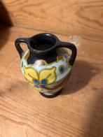 Gouda plateel vaasje of kruikjje, Antiek en Kunst, Ophalen of Verzenden