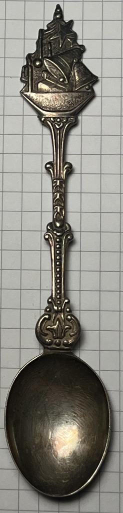 Verzilverde lepeltjes met afbeelding- 2 stuks, Antiek en Kunst, Antiek | Bestek, Ophalen of Verzenden