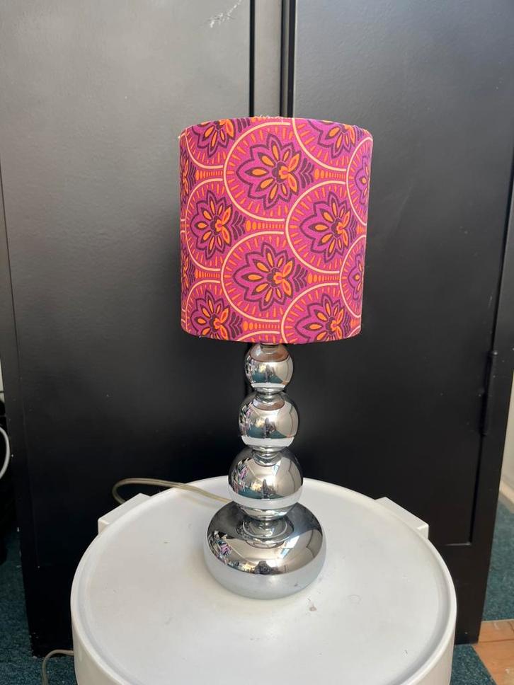 sfeervolle tafellamp/ Lampenvoet/ lampenkap, Huis en Inrichting, Lampen | Tafellampen, Zo goed als nieuw, Minder dan 50 cm, Ophalen of Verzenden