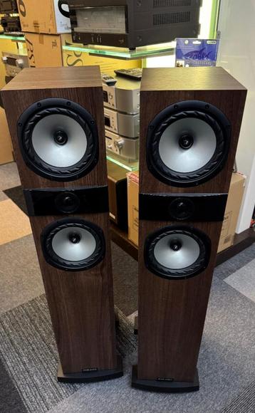 Fyne Audio F303 Stereo luidsprekers , 1 Paar |  Walnut beschikbaar voor biedingen