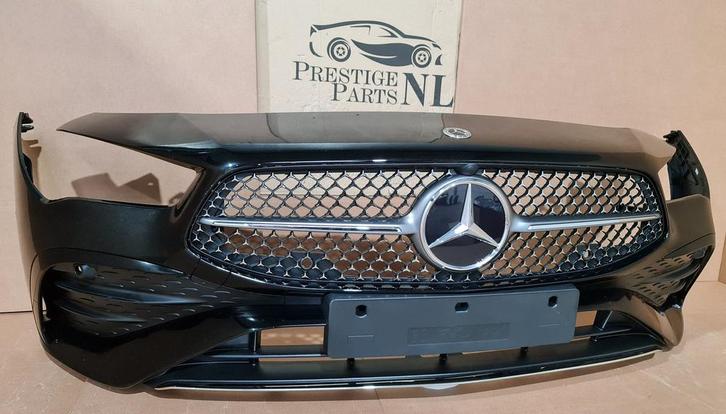 Voorbumper Mercedes Cla Klasse W118 Facelift AMG A1188856303, Auto-onderdelen, Carrosserie en Plaatwerk, Bumper, Voor, Gebruikt