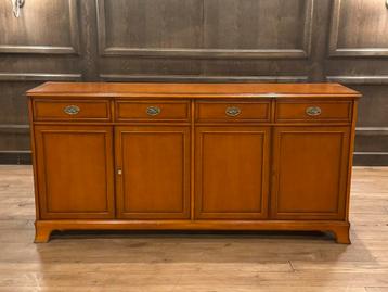 SALE! Klassiek dressoir Heldense beschikbaar voor biedingen