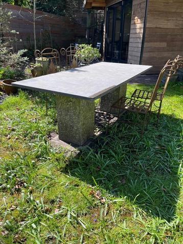 Tuintafel graniet beschikbaar voor biedingen