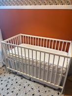 Ikea ledikant & commode, Ophalen, Zo goed als nieuw, Ledikant