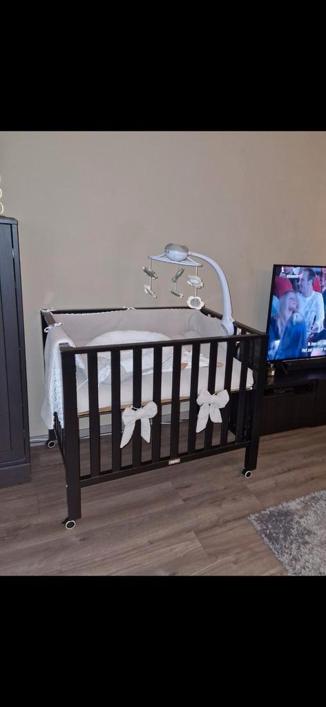 Bopita zwarte baby box, Kinderen en Baby's, Boxen, Gebruikt, Boxkleed, Ophalen