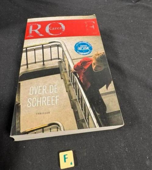 Karen rose. Over de schreef. Boek. €2,50, Boeken, Thrillers, Zo goed als nieuw, Nederland, Ophalen of Verzenden