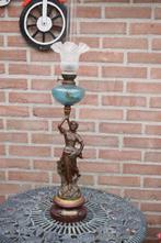 beeld olielamp, Antiek en Kunst, Antiek | Klokken, Ophalen of Verzenden